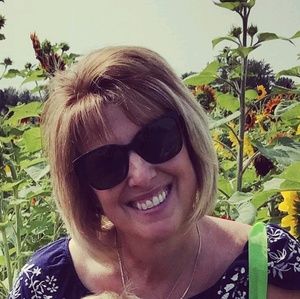 Meet your Posher, Robin